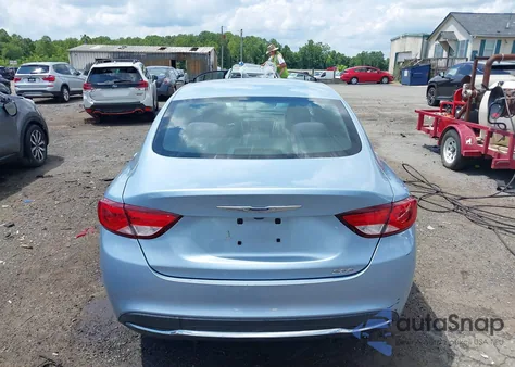 2015 Chrysler 200 Limited z USA, uszkodzony, nr VIN 1C3CCCAB5FN712574